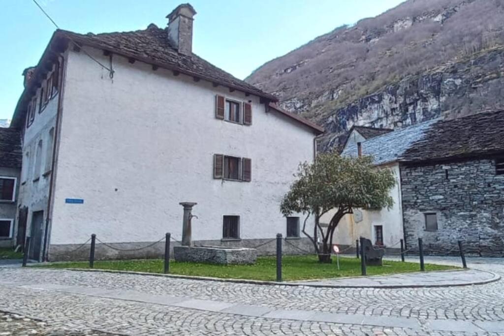 Armonia Edificio Storico Del 1563. Διαμέρισμα Cevio Εξωτερικό φωτογραφία